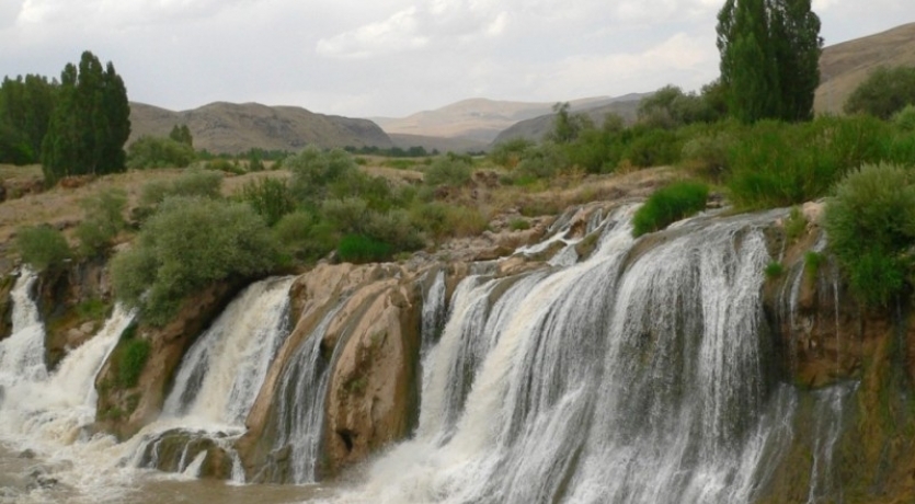 Doğu Anadolu.. Erzincan Kemaliye KARANLIK KANYON Farkı ile...