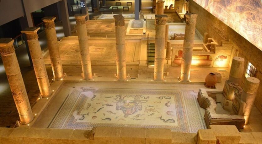 Uçaklı... Diyarbakır - Mardin - Şanlıurfa - Gazianatep - Nemrut Dağı 