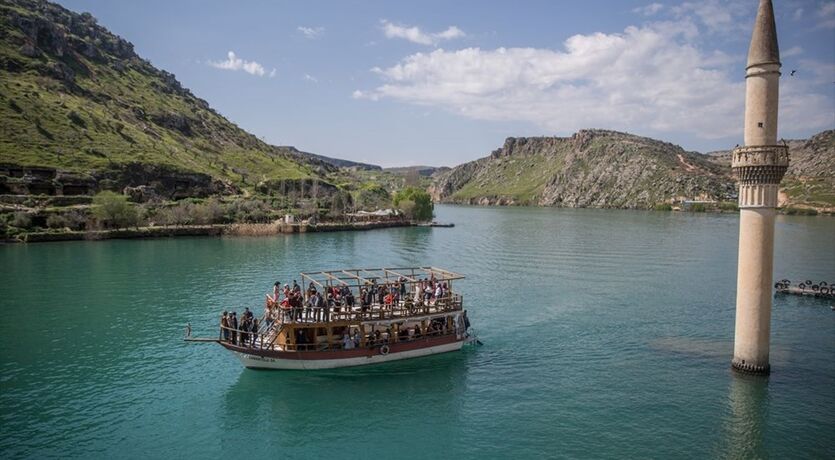 Uçaklı... Diyarbakır - Mardin - Şanlıurfa - Gazianatep - Nemrut Dağı 