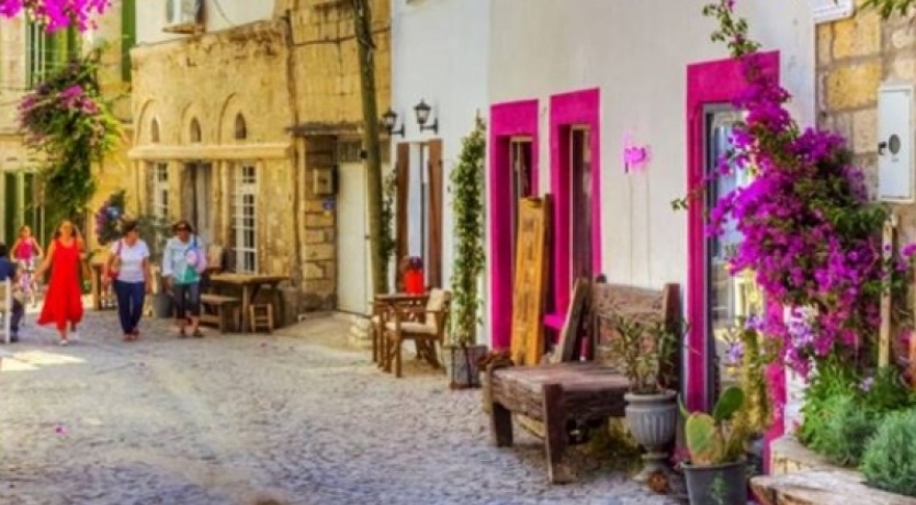 ÇEŞME & ALAÇATI & SIĞACIK PAZARI Turu