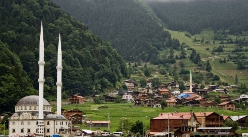 UÇAKLI BATUM TURU..UZUNGÖL..ATATÜRK KÖŞKÜ
