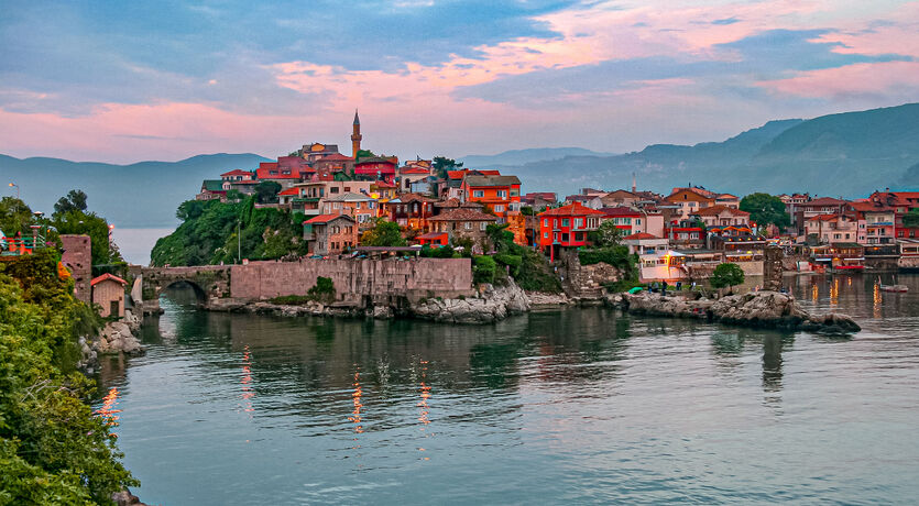 Yedigöller - Amasra - Safranbolu - Abant Gölü ( 1 gece Safranbolu konaklamalı ) 
