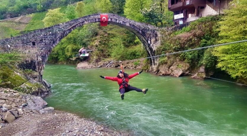 Uçaklı ... Karadeniz ve Yaylalar , Erzurum - Tortum Şelalesi farklarıyla...( 5 gece konaklamalı ) 