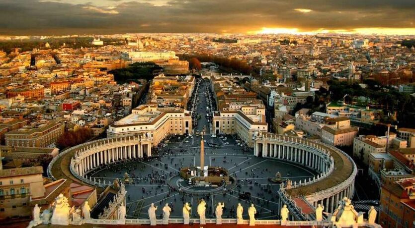 Amalfi Kıyıları - Sorento - Positano - Capri Adası - Napoli - Roma ( 4 gece konaklama ) 