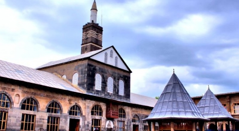 DİYARBAKIR & URFA & MARDİN & MİDYAT Turu