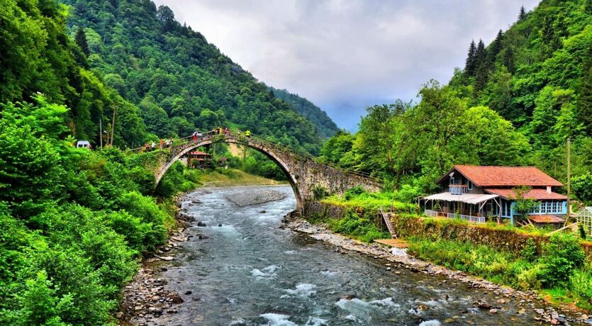 Uçaklı Batum konaklamalı Karadeniz ( 4 gece konaklamalı )