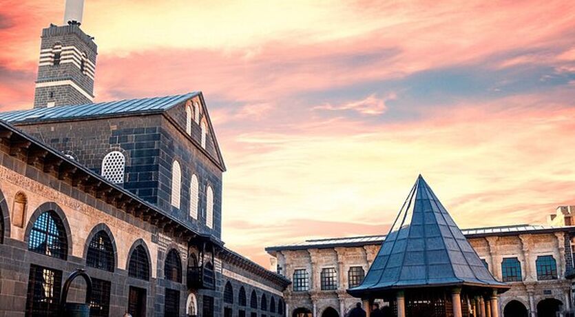 Sonbahar... Otobüslü Güneydoğu Anadolu ( GAP ) ( 5 gece konaklama )