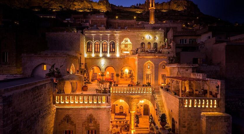 Uçaklı ... Mardin ve Mardin Köyleri - Zerzevan Kalesi ve Diyarbakır 2026 tüm sezon ( 2 gece konaklama ) 